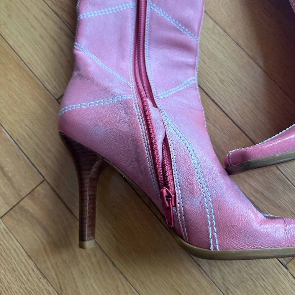 RARE Pink Leather Women's Boots - Picture 5 of 12